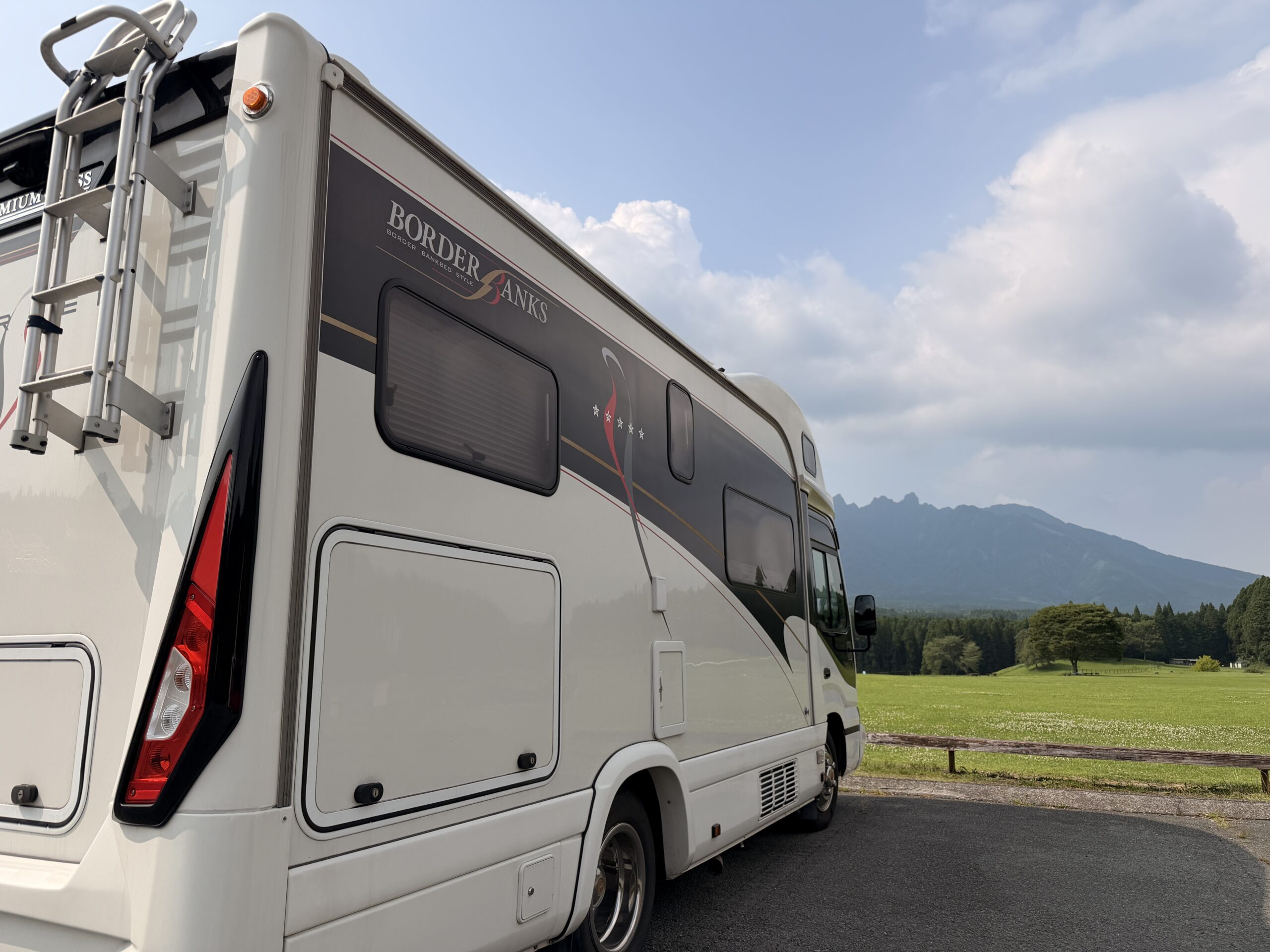 出張相談車両 外観